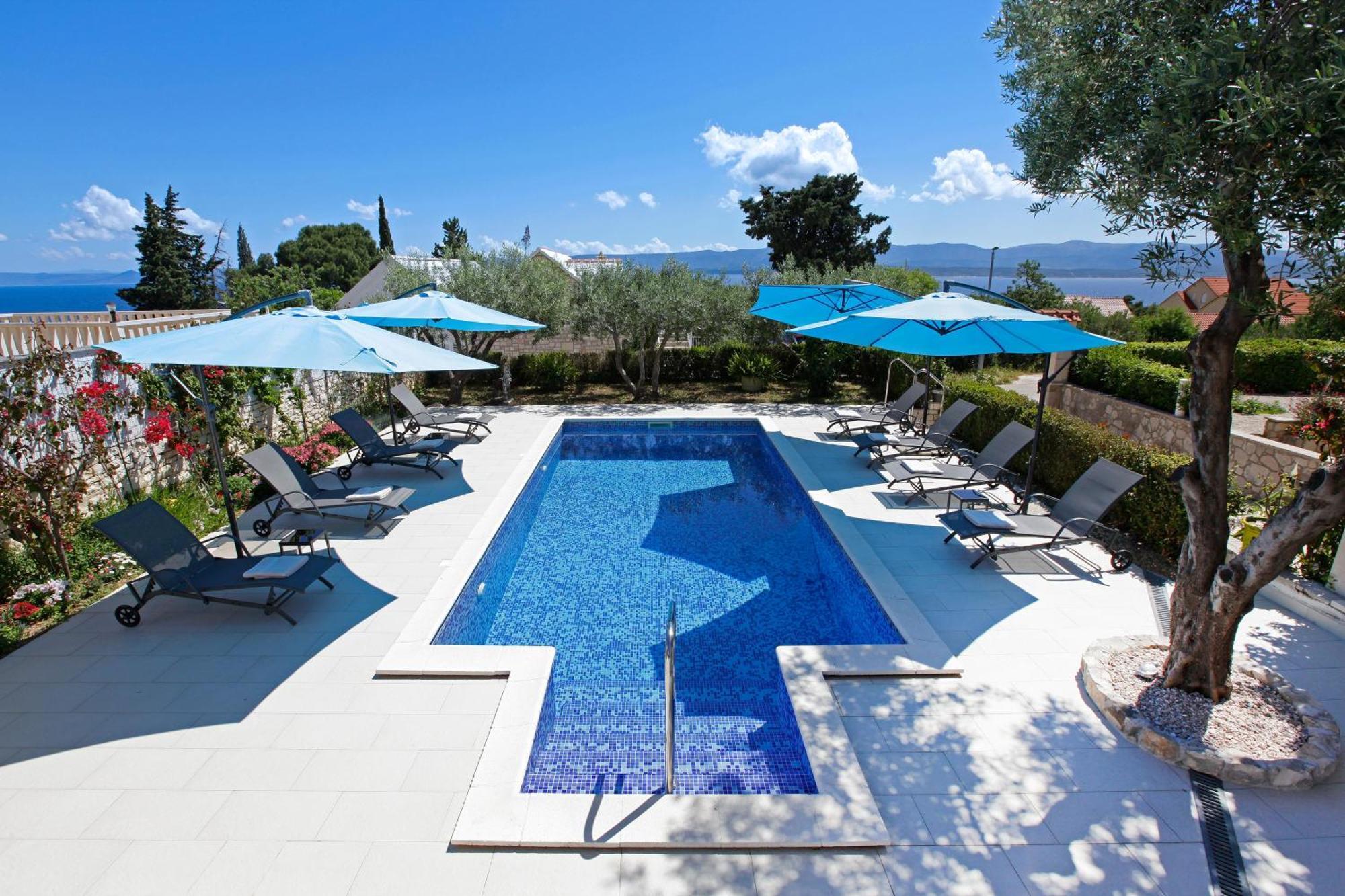 Apartments Semper - Heated Pool Bol Exterior foto