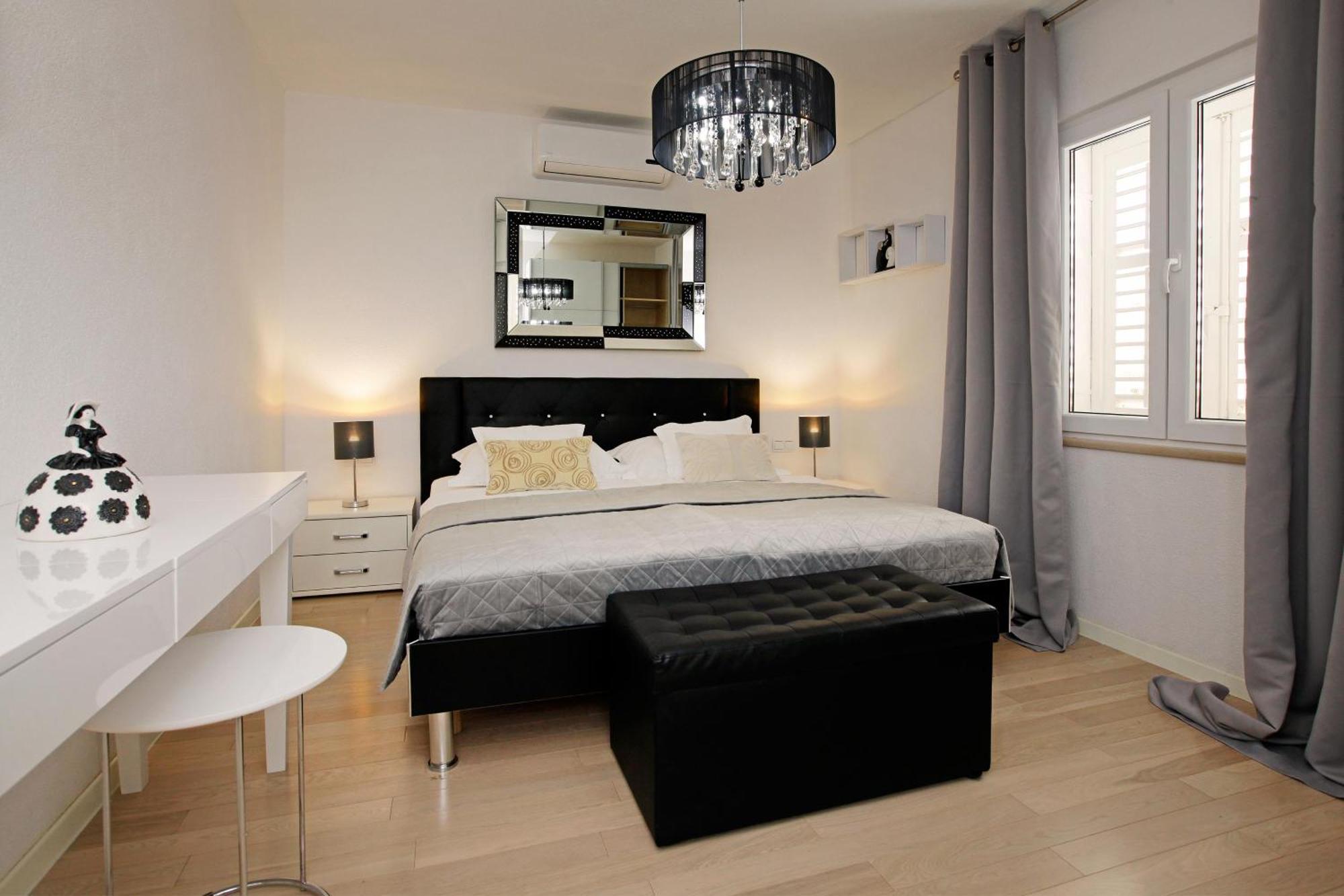 Apartments Semper - Heated Pool Bol Habitación foto