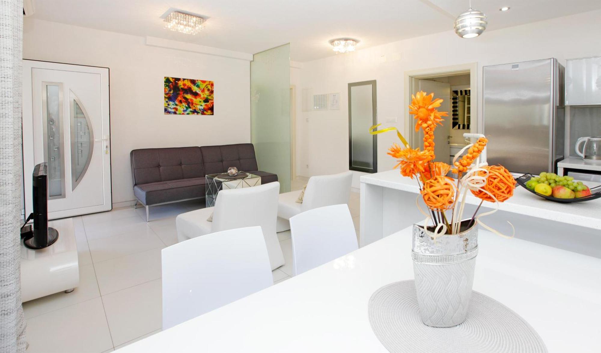 Apartments Semper - Heated Pool Bol Exterior foto