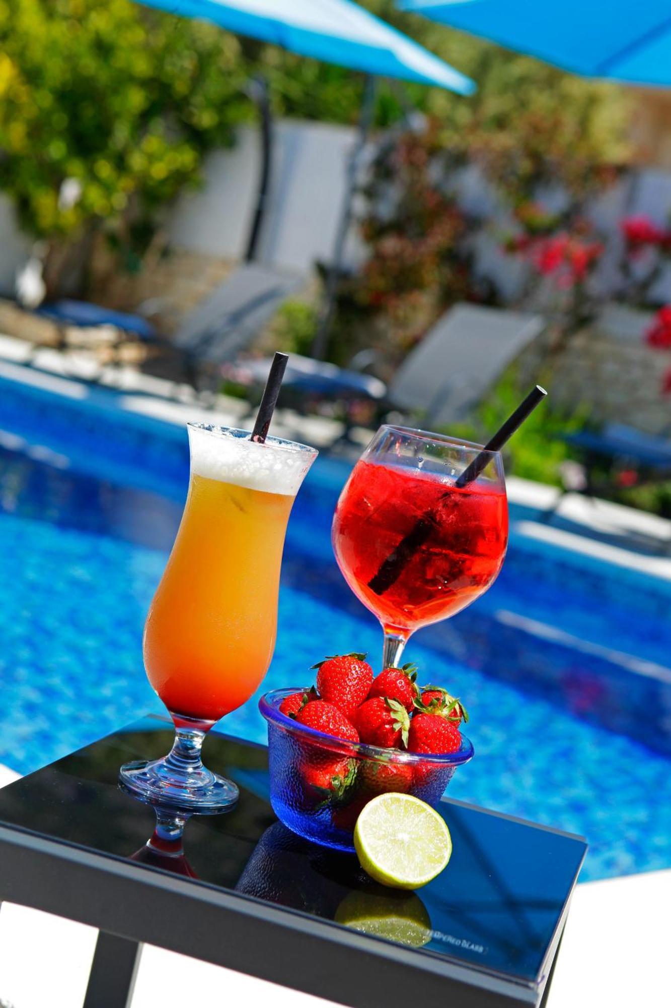Apartments Semper - Heated Pool Bol Exterior foto
