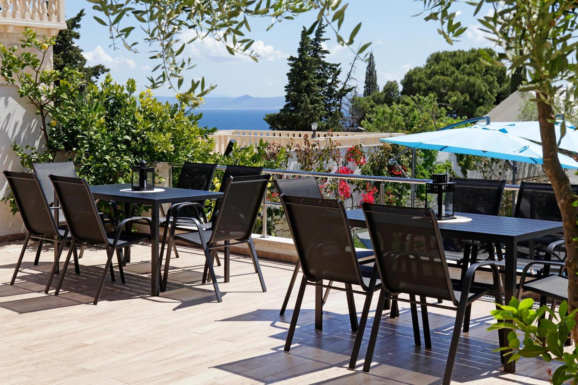 Apartments Semper - Heated Pool Bol Exterior foto